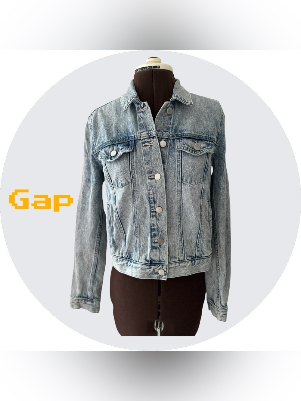 Women’s GAP Light Wash Blue Denim Jacket